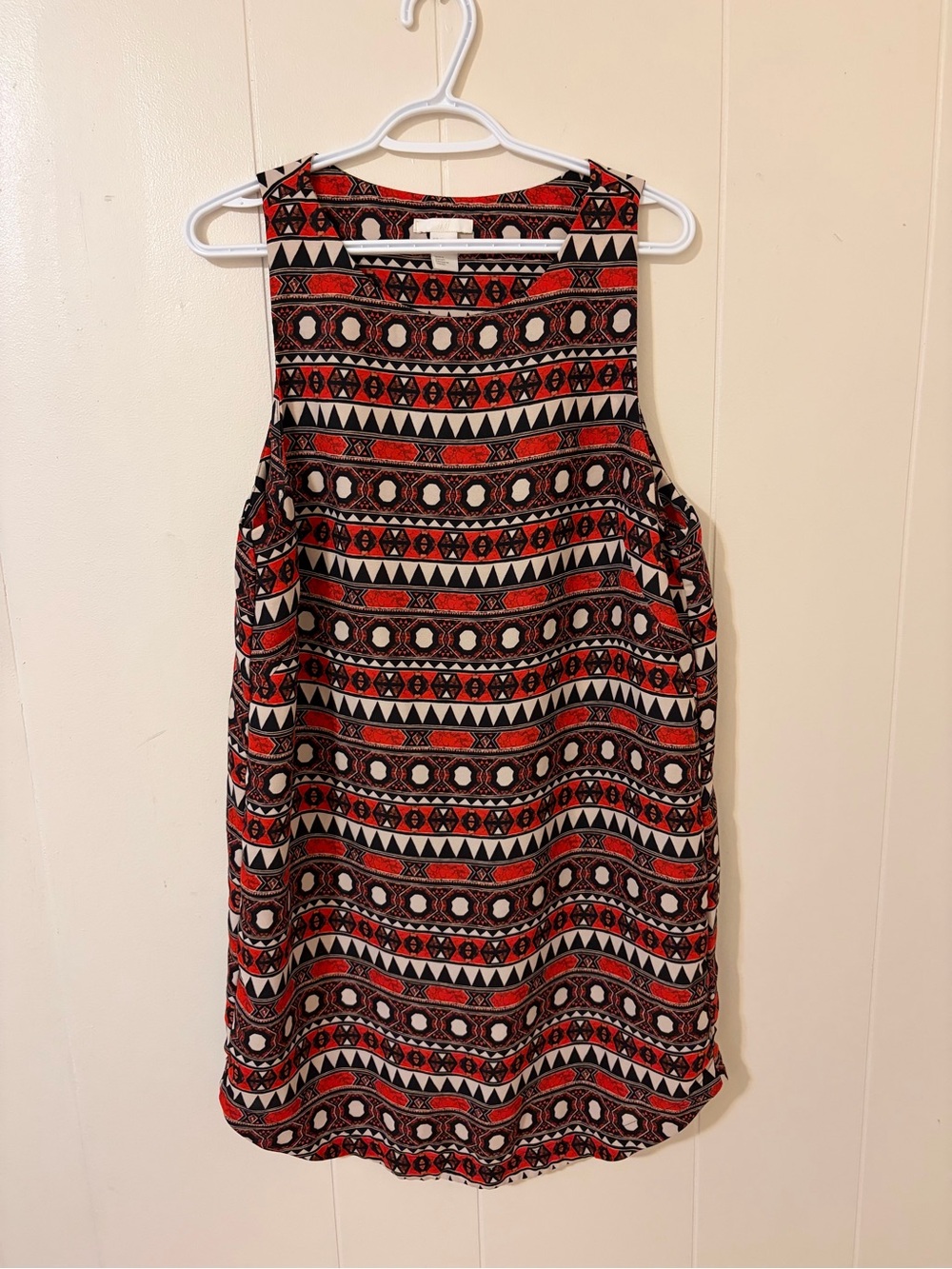 Sleeveless Tribal Print Dress in Red & Black